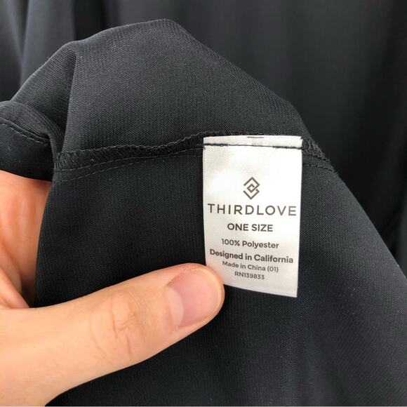 THIRDLOVE Satin Short Robe Black OS - Picture 7 of 9